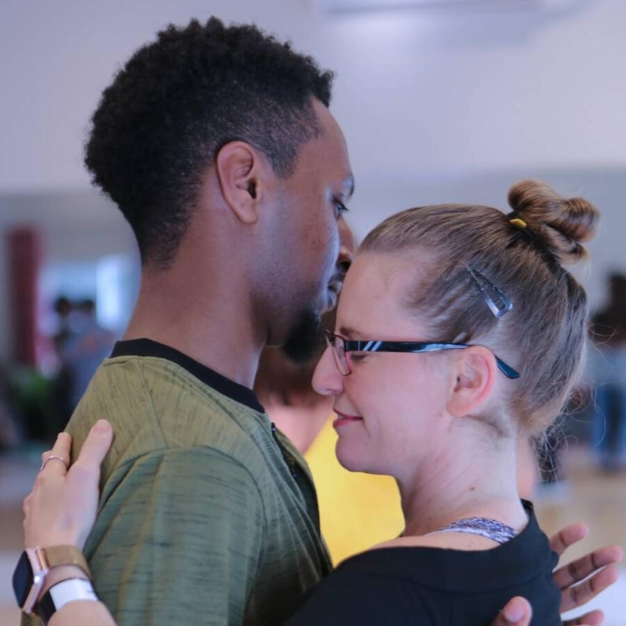 Kizomba Portland, Portland Kiz, kizpdx, kizomba classes in Portland, Konpa, semba, afro beats, Bachata Portland, Salsa dancing, things to do in Portland, Partner dancing, couples dance, singles dance, salsa classes near me. Bachata Portland